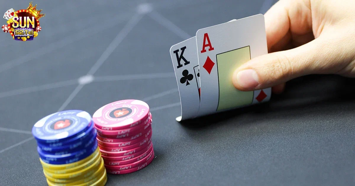 Các hành động tố trong game bài Poker